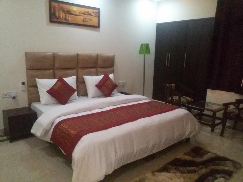 Hotel Smart Inn 2 New Delhi Eksteriør bilde