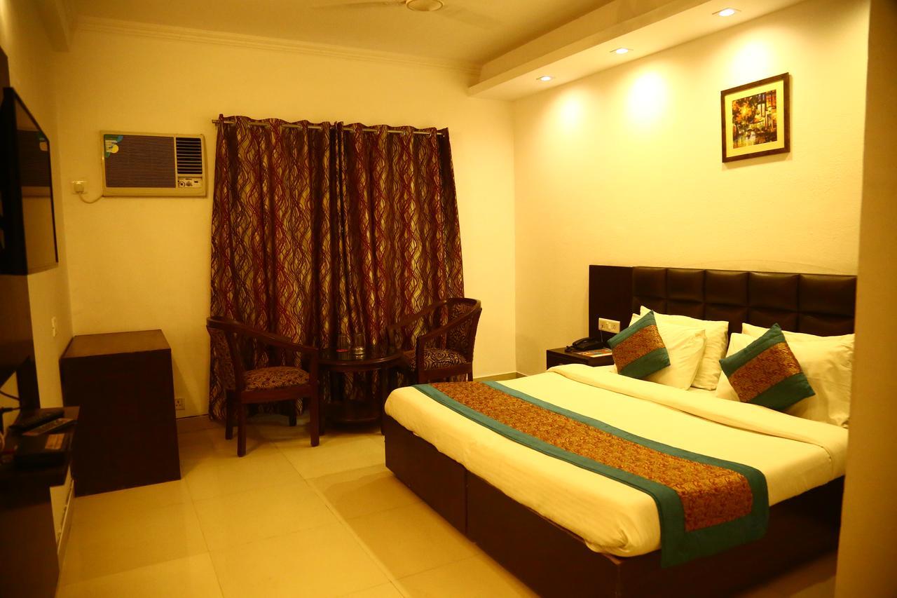Hotel Smart Inn 2 New Delhi Eksteriør bilde